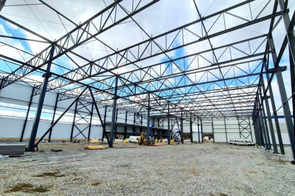 hala pre skladovanie a výrobu