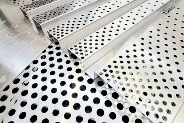dierovane plechy divizia avg metal